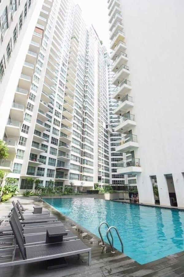 Wonderful Blue City View @Regalia Residence Kuala Lumpur Exteriör bild