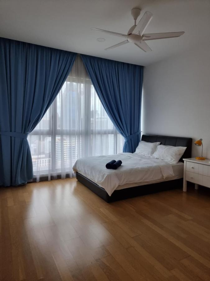 Wonderful Blue City View @Regalia Residence Kuala Lumpur Exteriör bild
